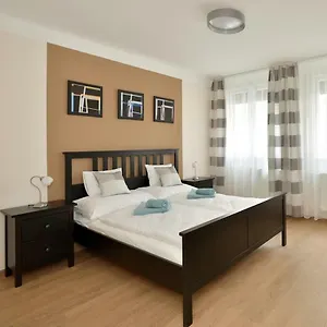 Deak Apartamento